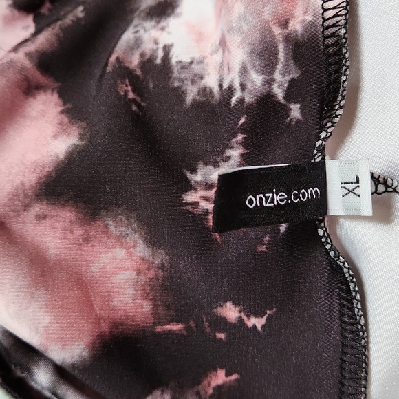 Onzie for Cycle Bar High Basic Midi Leggings, True Romance Tie Dye, XL - Picture 9 of 9